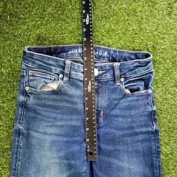 American Eagle Women's Super Stretch Skinny Denim Jeans Size 2 Regular - Picture 7 of 9